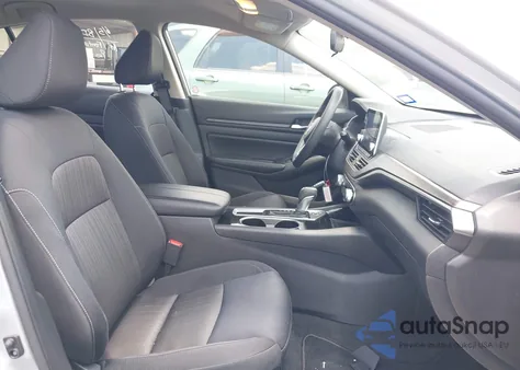 2024 Nissan Altima Sv Fwd z USA, uszkodzony, nr VIN 1N4BL4DV1RN392098